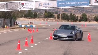 Porsche 911 Turbo S 2016 Maniobra de esquiva moose test y eslalon  km77com [upl. by Saffier]