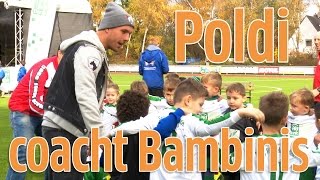 Lukas Podolski als Trainer der BambiniMannschaft der Spvg WesselingUrfeld [upl. by Yelserp]