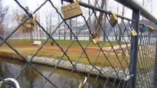 Ponte com cadeados de amor em Coimbra  Pont des Arts de Coimbra [upl. by Surazal]