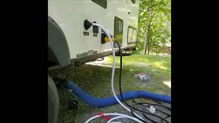 Installation de roulotte sur le terrain de camping [upl. by Aihc]