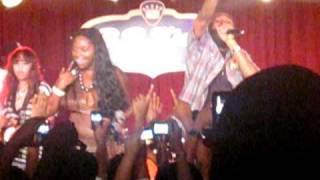 Foxy Brown feat Spragga Benz  quotOh Yeah Live at BB Kings 72510 [upl. by Nomyaw271]