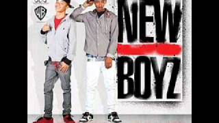 New Boyz  Youre a Jerk official song  Lyrics [upl. by Alusru]