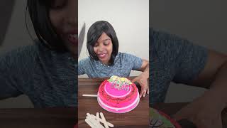 Cake 🎂 Cutting Life Hack 😀 shorts funny comedy ashortaday minkutinku lifehacks [upl. by Nelli44]