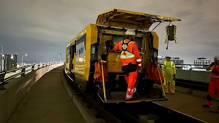 Vossloh unterwegs mit der Fräsmaschine VTMcompact in Toronto [upl. by Phoebe]