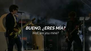 Arctic Monkeys  R U Mine Subtitulado [upl. by Htrow743]