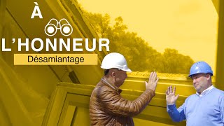 Comment se déroule une rénovation de toiture avec désamiantage  Geert visite un chantier à Gistel [upl. by Nylireg288]