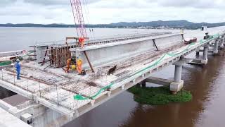 Tensionamento dos cabos e concretagem das estacas da fundação do Pilar 01 aqui da Ponte [upl. by Brockie]