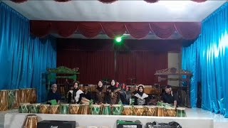 PENAMPILAN SENI MUSIK GAMELAN DIATONIS  KELOMPOK 3  11 IKM 5‼️‼️ gamelan eksplorasimusik [upl. by Hickey]