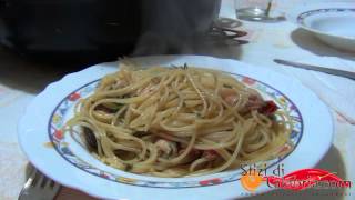 Pasta ai Frutti di Mare con Vongole e Gamberi wwwsfizidicalabriacom HD [upl. by Aineg]