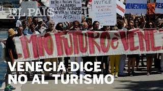 Venecia se rebela contra el turismo  Internacional [upl. by Ahsai]