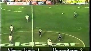 ALIANZA LIMA 6  Universitario 3 20051995 Campeonato Descentralizado 0307 [upl. by Attlee]