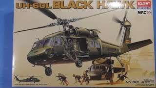 Sprue Review Academy 135 UH60L Black Hawk [upl. by Acinahs]