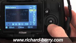 How to use a Nikon D5000 [upl. by Hersh]