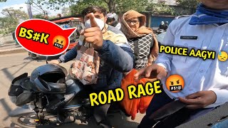 Road rage with stupid person 🤬  fight होगया पुलिस सामने 🤬😠 kings5296 [upl. by Nehpets]