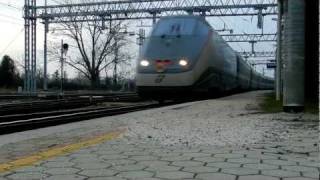 INCROCIO SPETTACOLARE DI FRECCIABIANCA A PESCHIERA DEL GARDA [upl. by Erasmus]