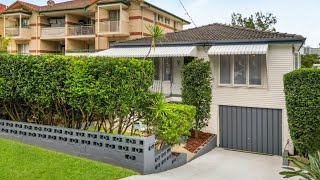 15 Rise Street MOUNT GRAVATT EAST Queensland [upl. by Ettenawtna]