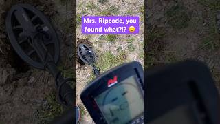 Mrs Ripcode you found what 😮 metaldetecting treasurehunting equinox900 [upl. by Napoleon212]