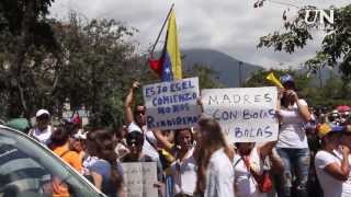 Así protestaron las madres en la plaza Alfredo Sadel [upl. by Blondy166]