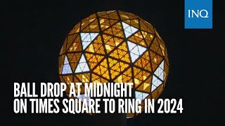 Ball drop at midnight on Times Square to ring in 2024 [upl. by Gavin]