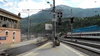 TRENI PASSEGGERI E TRENI MERCI IN STAZIONE A BRIG CH 22  6  2014 [upl. by Otrevlig]