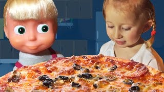 Maša i Sonja prave PICU Video za decu Sonjine Avanture  Masha and The Bear PIZZA Маша и Медведь [upl. by Mollee]