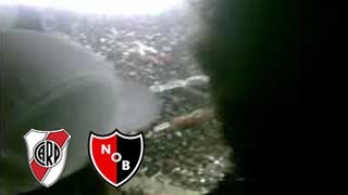 Los borrachos van a todos siempre van con vos  River vs Newells  2012 [upl. by Nnylrats]