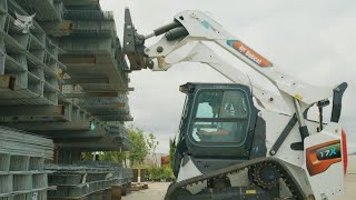 How to Operate the Bobcat T7X  Bobcat AllElectric Compact Track Loader  Tutorial [upl. by Lebanna834]