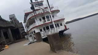 A closer look at the Belle of Louisville and Mary M Miller steamboats in Downtown Louisville [upl. by Eedya]