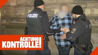 Aggressiver Mann beleidigt amp bedroht Polizei  Achtung Kontrolle  Kabel Eins [upl. by Stoecker]