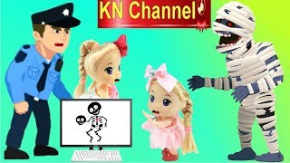 Đồ chơi trẻ em QUÀ TẶNG HALLOWEEN BẤT NGỜ VÀ SỰ CỐ THANG CUỐN CỦA BÚP BÊ KN Channel [upl. by Aitnwahs365]