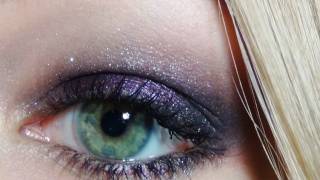 Tutoriel  Maquillage violet idéal pour faire ressortir les yeux verts [upl. by Occir198]