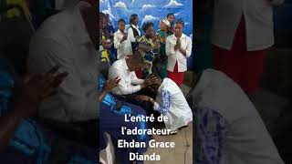 lentré de ladorateur Grace Dianda [upl. by Handal]