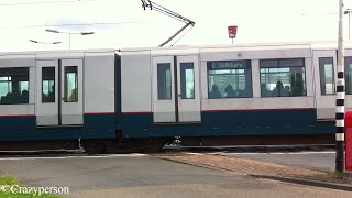 RET Metro Type S bij kruising sGravenweg naar Spijkenisse op lijn B richting De Akkers [upl. by Trant883]