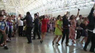 Flash Mob TAP no Aeroporto do Galeão  Rio de Janeiro [upl. by Kursh114]