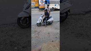 Raste Me Scootry Ka Petrol Hi Katam Ho Gya 😂😂 shorts viral ytshorts [upl. by Olotrab]