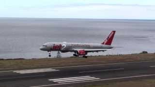 Madeira Airport Jet2 Boeing 757200 landing [upl. by Oigres907]