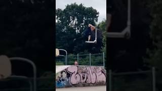 2020 Throwback scooters subscribe actionsports skatepark scooter [upl. by Kentigerma]