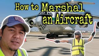 How To Marshall An Aircraft  AIRPORT RAMPMAN [upl. by Aidni]