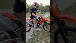 Firing Up a 1998 KTM 380SX 2Stroke [upl. by Sousa859]