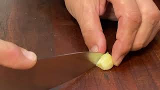 How to Perfectly Mince Garlic with a Chefs Knife  Global Knife razor sharp [upl. by Gibeon]