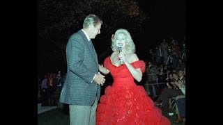 Tammy Wynette sings STAND BY YOUR MAN to President Reagan1982 [upl. by Uranie]