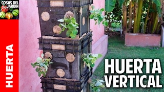 Cómo hacer una huerta vertical para fresas o frutillas u otras hortalizas con materiales reciclados [upl. by Eva]