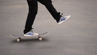 HOW TO SKATEBOARD FOR BEGINNERS  HOW TO SKATEBOARD EPISODE 1 [upl. by Gainer]