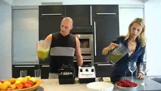 Grüne Smoothies mit dem Vitamix und Omniblend Teil 2 [upl. by Adirahs]