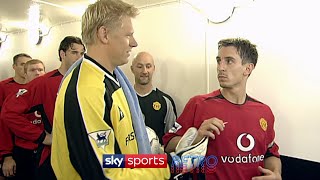 Gary Neville refuses to shake Peter Schmeichels hand before the Manchester derby [upl. by Legnalos499]