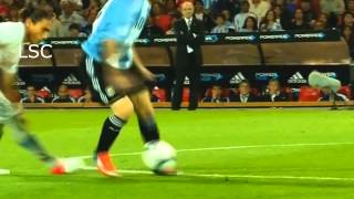 Lionel Messi ● Mejores Jugadas Pases amp Goles ● 2013 HD [upl. by Nevaeh347]