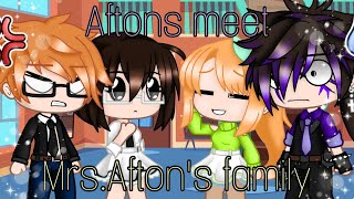 Afton Family Meets Claras Family  FNAF  Pt2  SparkleAftøn [upl. by Anabel]