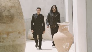 Los Temerarios  Caminando Voy Video Oficial [upl. by Renruojos489]