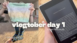 finishing up my socks  ✨a knitting vlog✨vlogtober day 1 [upl. by Lidah413]