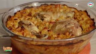 Tavë me makarona dhe kofsha pule Pasta casserole with chicken thighs [upl. by Ylimme]